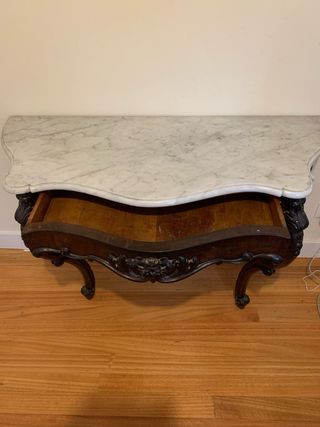 Mesa consola de madera y mármol