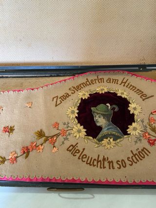 Antica Cetra con decorazioni