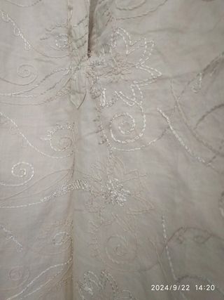 Camicetta ricamata per donna