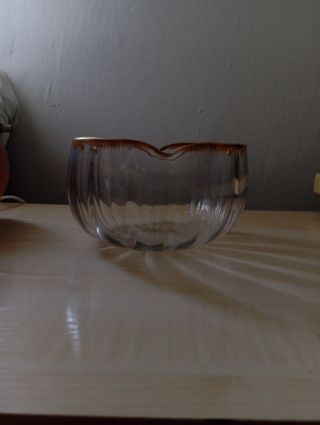 Bol de cristal con borde dorado