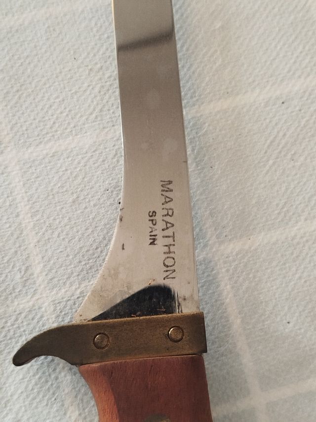 Lote Cuchillos Marathon con Vaina y Empuñadura Mad