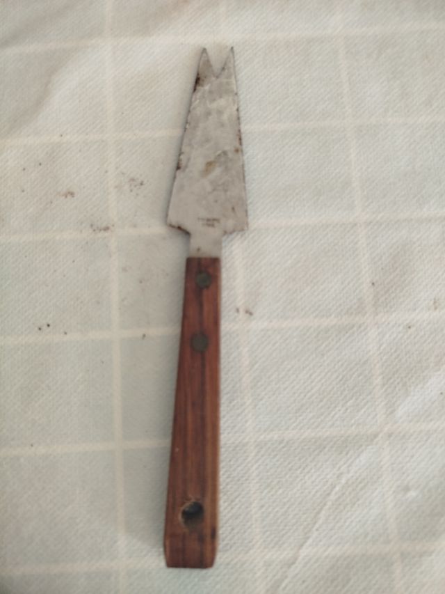 Lote Cuchillos Marathon con Vaina y Empuñadura Mad