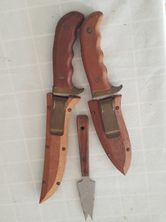 Lote Cuchillos Marathon con Vaina y Empuñadura Mad