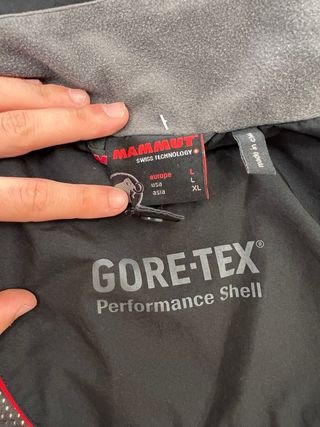 Chaqueta Mammut Gore-Tex Talla L Negra