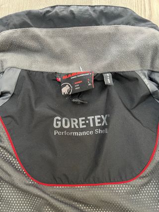 Chaqueta Mammut Gore-Tex Talla L Negra