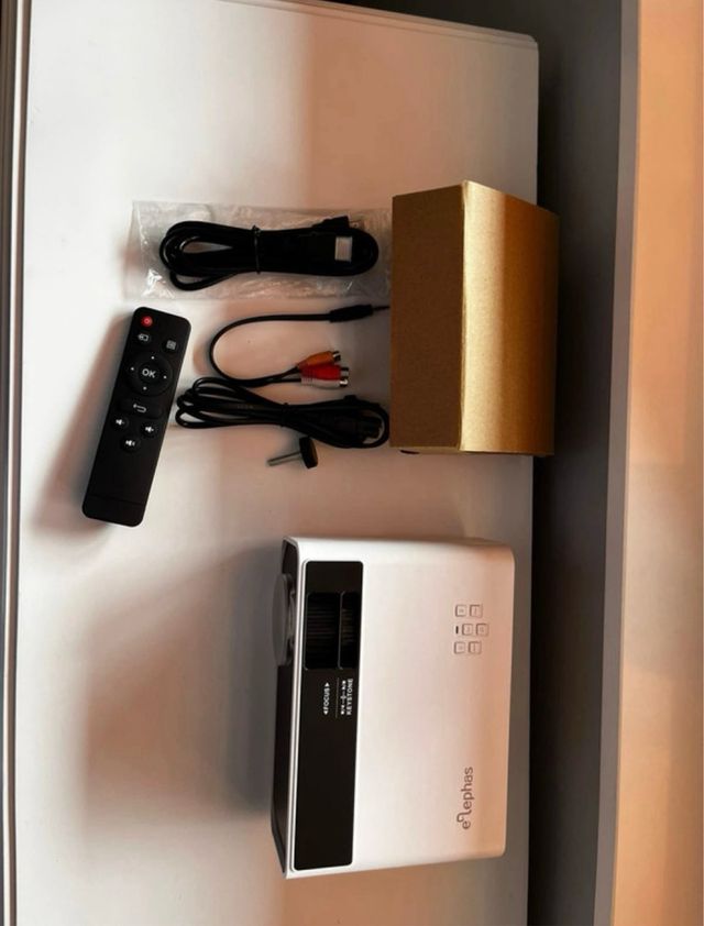 Proyector Elephas Gris