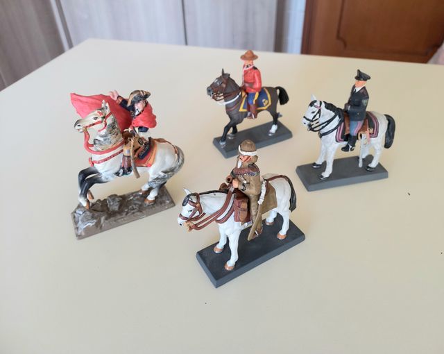 Soldatini di piombo cavalieri