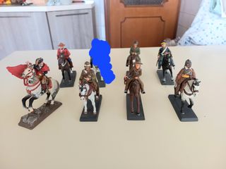 Soldatini di piombo cavalieri