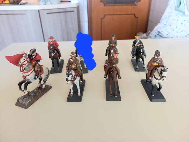 Soldatini di piombo cavalieri
