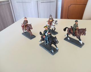 Soldatini di piombo cavalieri
