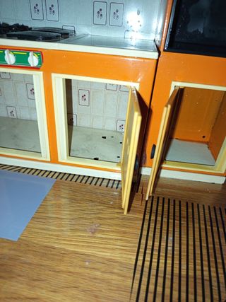 Cocinita de juguete antigua