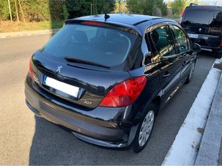 Peugeot 207 2009