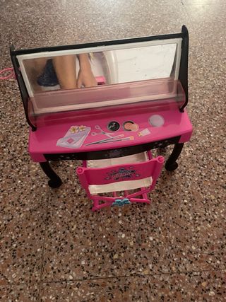 Tocador Nancy con silla y accesorios