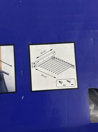 Organizador de pantalones sin estrenar.