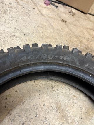 Rueda trasera Maxxis