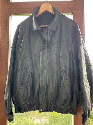 Cazadora de cuero vintage negra