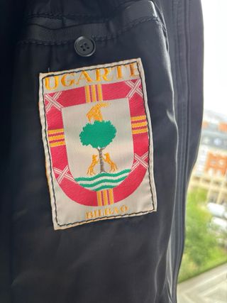 Cazadora de cuero vintage negra