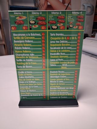 Expositores de mesa personalizados