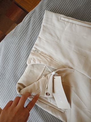 Conjunto americana lino y pantalón beige