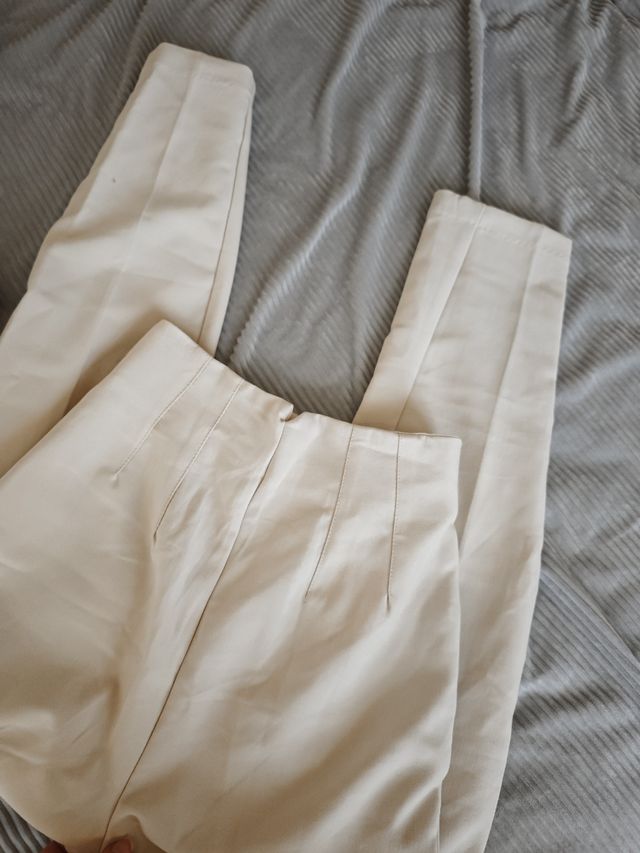 Conjunto americana lino y pantalón beige