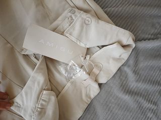 Conjunto americana lino y pantalón beige