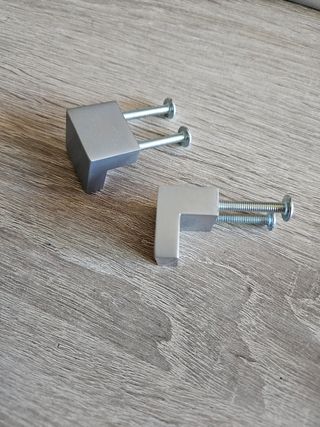 Tiradores para armarios y cajones