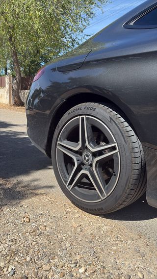 Llantas Mercedes AMG Originales se vende neumatico