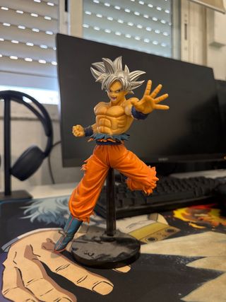 Figura Goku Ultra Instinto