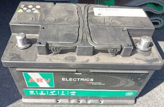 Batería Coche ARV Electrics 72Ah para reciclar