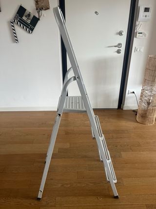 Scaletto in ferro bianco H85 cm