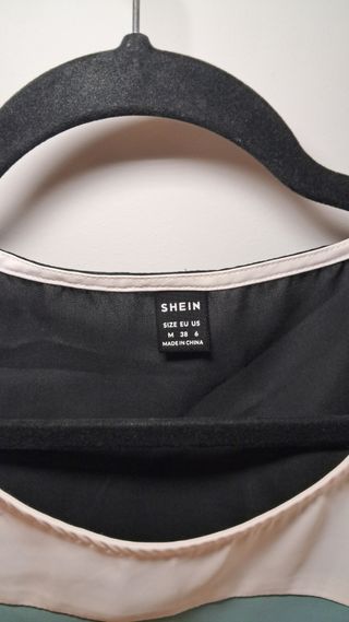 Camiseta Shein M multicolor manga corta