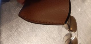 Gafas de sol Ray-Ban y estuche 