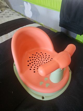 Asiento de bebé para baño