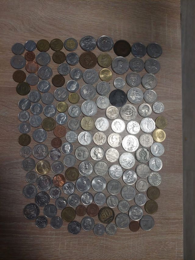 Colección de más de 50 monedas antiguas