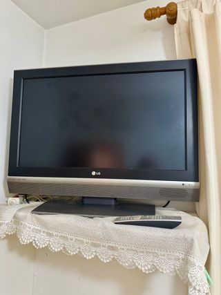 Televisión LG LCD Negra