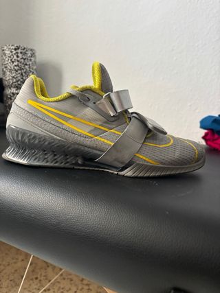 Zapatillas Nike Halterofilia Gris/Amarillo