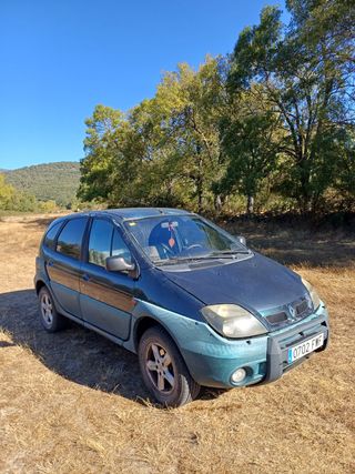 Renault Scenic RX4