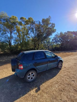 Renault Scenic RX4