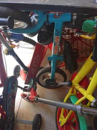 Bicicleta infantil azul