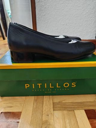 Zapatos de salón Pitillos negros talla 36