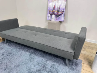 SOFÁ MODERNO EN TERCIOPELO NEGRO O TELA GRIS