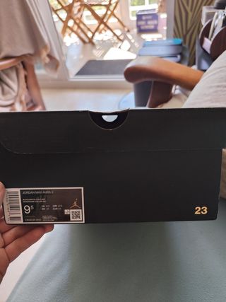 Jordan Max Aura 2 Zapatillas Negras Rojas