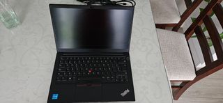 Portátil Lenovo ThinkPad T14 Gen 2 Negro