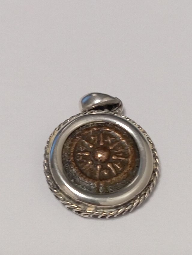 Colgante Moneda  antigua Era 1400 Judea en Plata