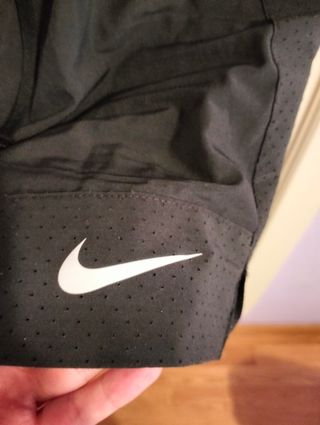Nike Shorts Deportivos con Mallas Internas