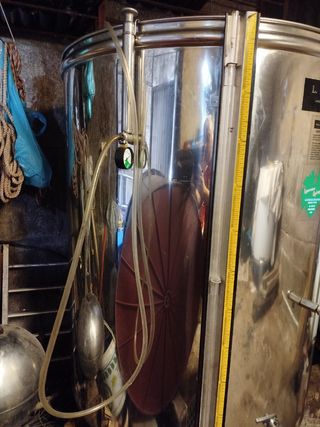 Cuba vino inox 1000 L siempre-llena.