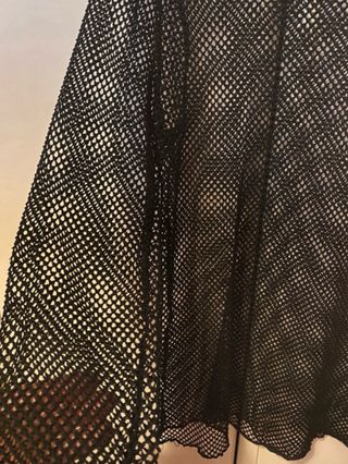 Blusa de malla transparente negra