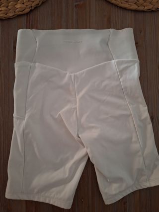 Mallas ciclista Oysho negras 25cm