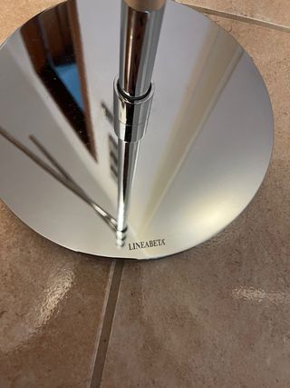 Piantana porta asciugamani bidet Lineabeta 