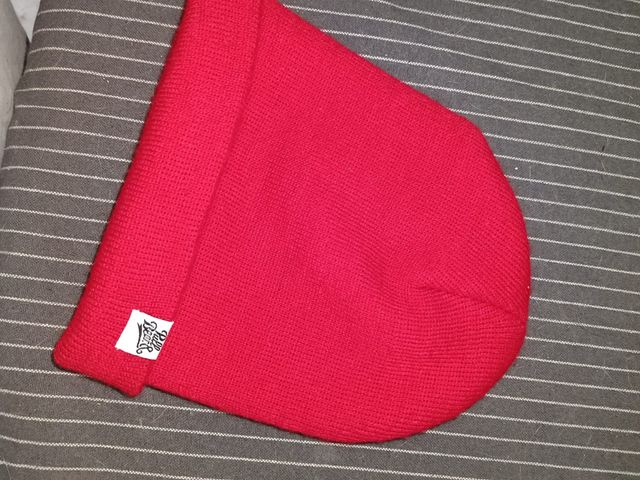 Gorro Pull&Bear Rojo